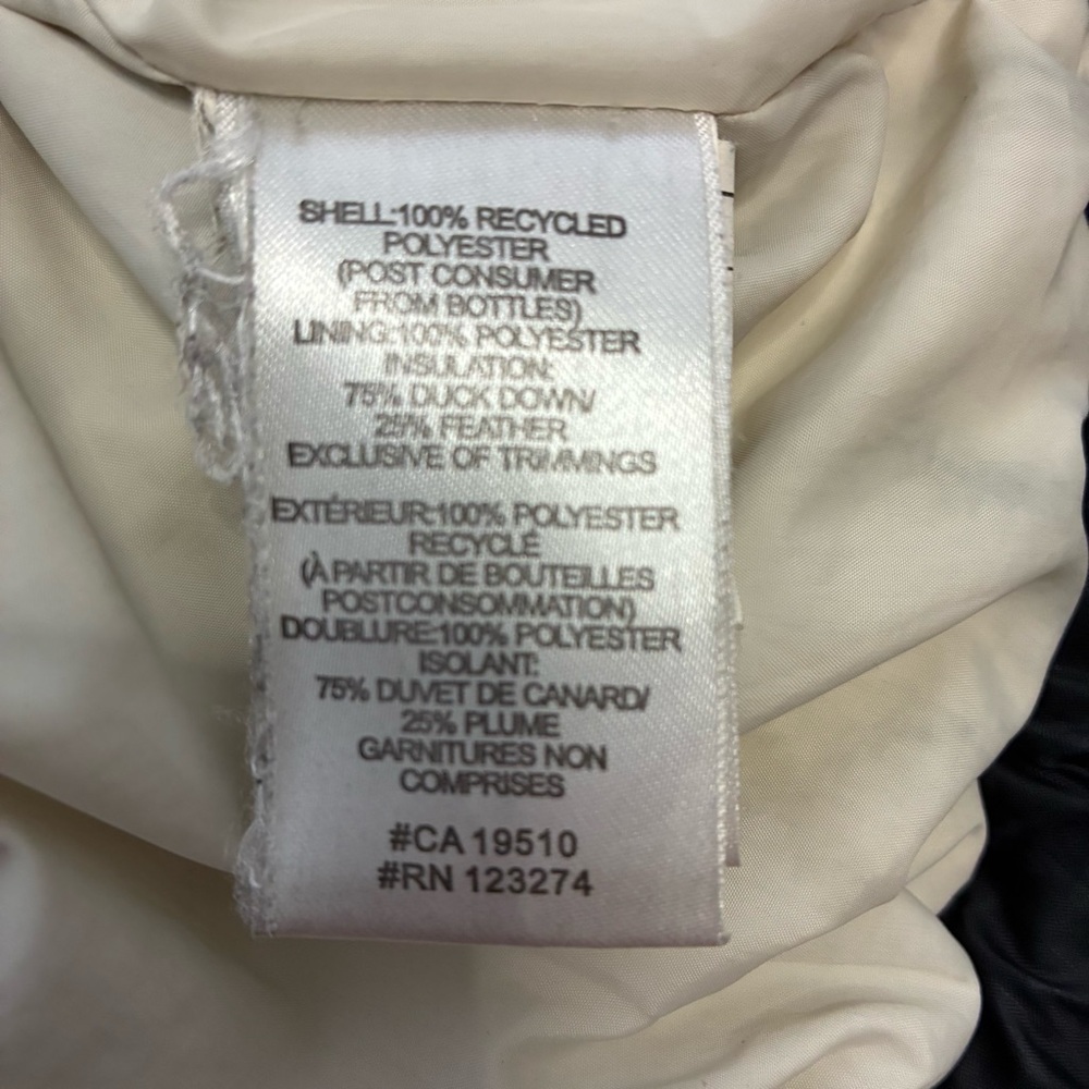 Lole Women's Black Puffer Jacket. Duck feather filled. Size small. EUC. - Picture 12 of 16